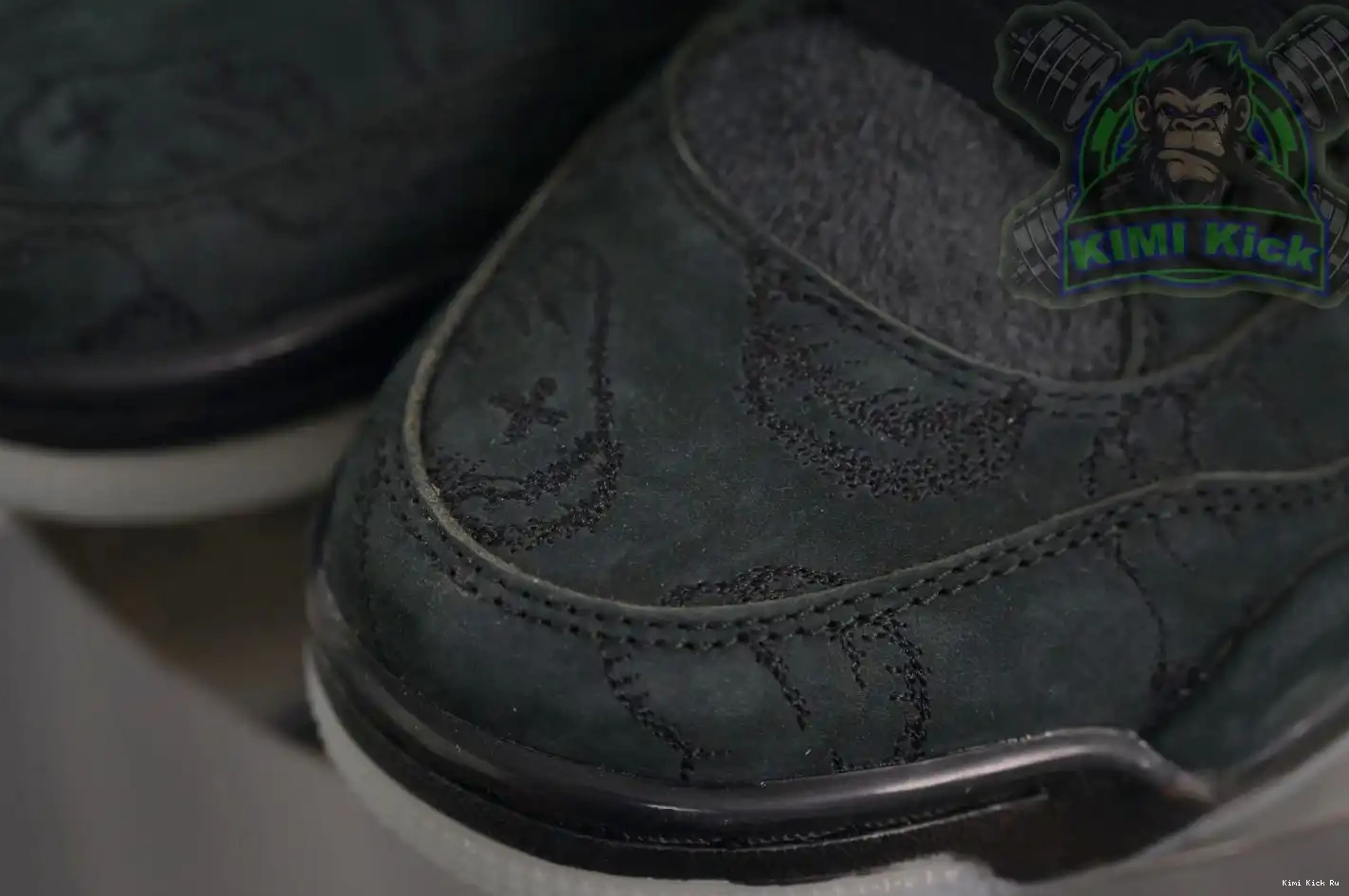 Jordan Kimikick kaws 4 Jordan black Air 0325